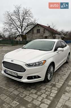 Седан Ford Fusion 2014 в Бродах