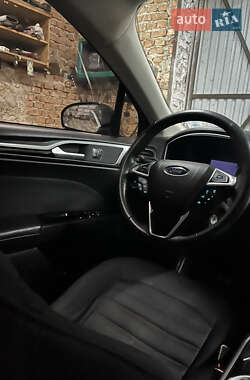 Седан Ford Fusion 2016 в Тернополе