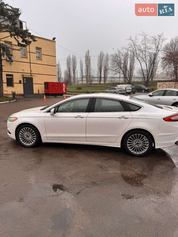 Седан Ford Fusion 2015 в Киеве