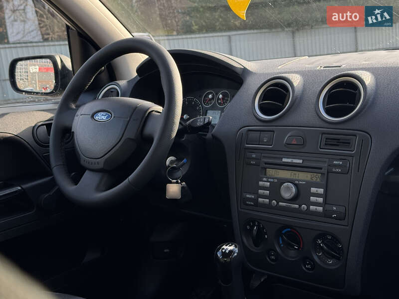 Хэтчбек Ford Fusion 2007 в Луцке фото 11 Хэтчбек Ford Fusion 2007 в Луцке