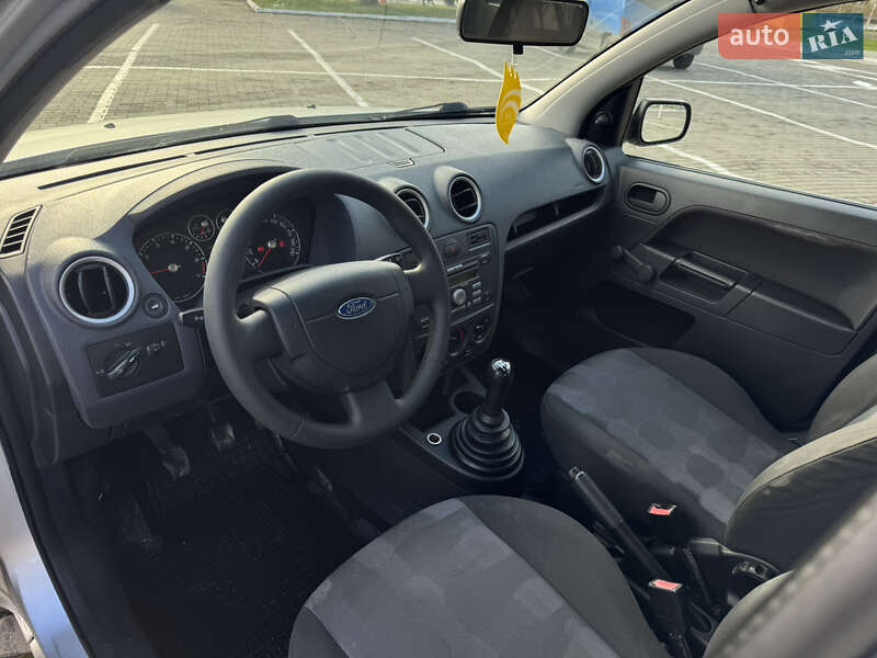 Хэтчбек Ford Fusion 2007 в Луцке фото 18 Хэтчбек Ford Fusion 2007 в Луцке