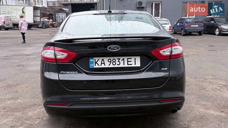 Седан Ford Fusion 2013 в Киеве