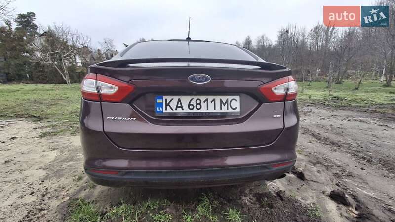 Седан Ford Fusion 2013 в Киеве фото 5 Седан Ford Fusion 2013 в Киеве