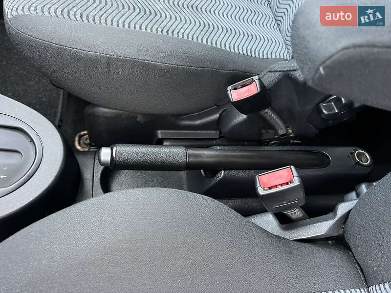 Хэтчбек Ford Fusion 2009 в Луцке