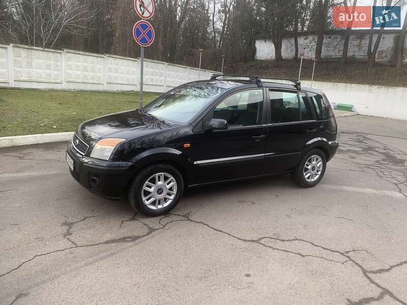 Хетчбек Ford Fusion 2008 в Львові