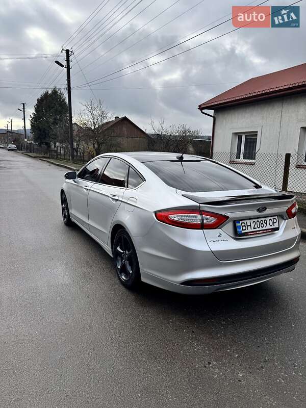 Седан Ford Fusion 2014 в Чернигове