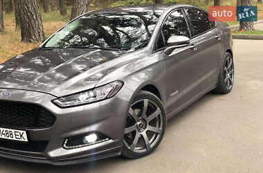 Седан Ford Fusion 2013 в Сумах