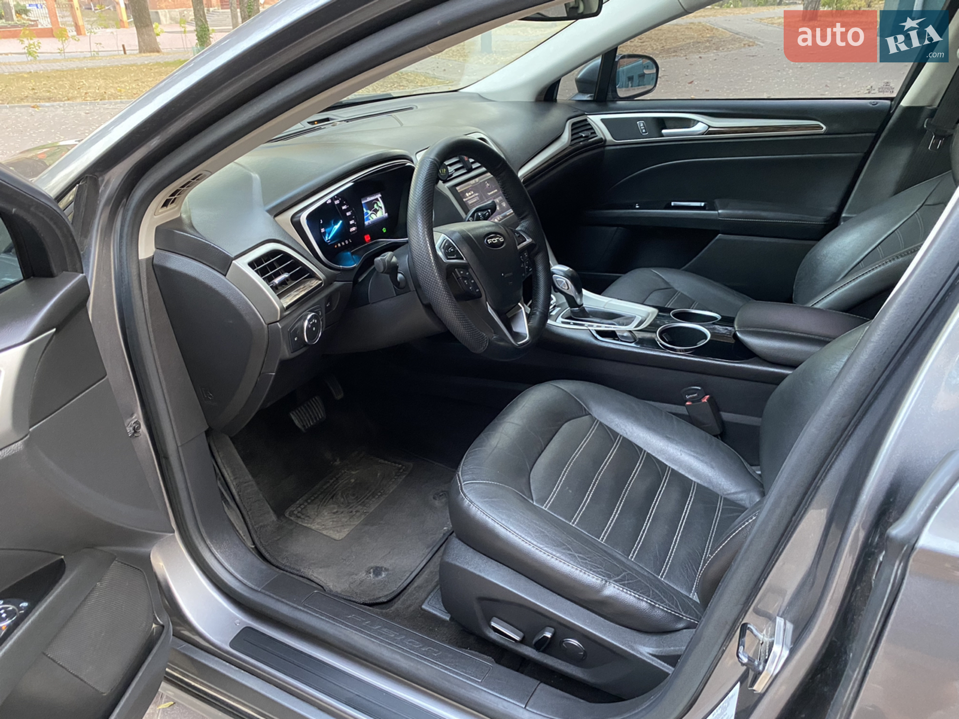 2013 Ford Fusion - мініатюра 22
