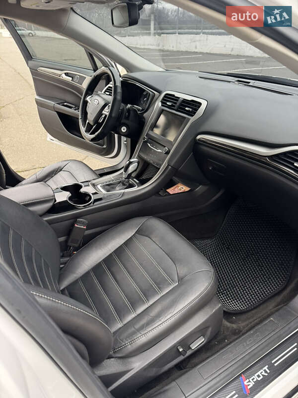 Седан Ford Fusion 2014 в Білгороді-Дністровському фото 19 Седан Ford Fusion 2014 в Білгороді-Дністровському