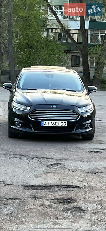 Седан Ford Fusion 2013 в Вышгороде
