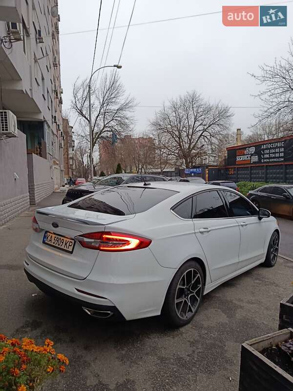 Седан Ford Fusion 2019 в Киеве фото 10 Седан Ford Fusion 2019 в Киеве