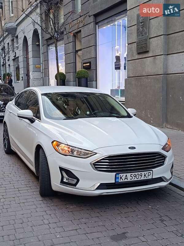 Седан Ford Fusion 2019 в Киеве фото 3 Седан Ford Fusion 2019 в Киеве