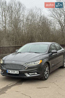 Седан Ford Fusion 2017 в Рівному