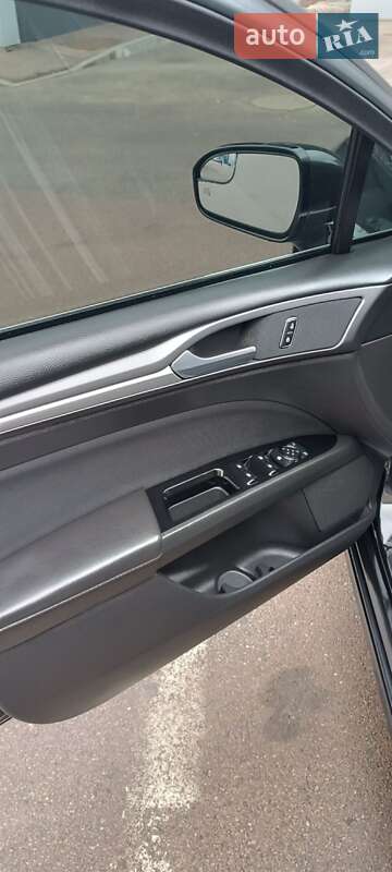 Седан Ford Fusion 2013 в Харькове