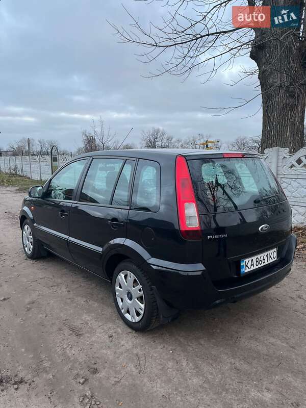 Хэтчбек Ford Fusion 2010 в Остер фото 6 Хэтчбек Ford Fusion 2010 в Остер