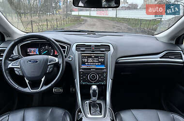 Седан Ford Fusion 2015 в Києві