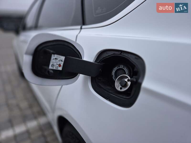 Седан Ford Fusion 2016 в Ивано-Франковске фото 29 Седан Ford Fusion 2016 в Ивано-Франковске