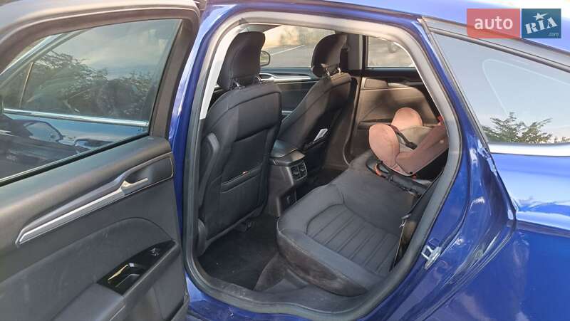 Седан Ford Fusion 2014 в Киеве фото 8 Седан Ford Fusion 2014 в Киеве