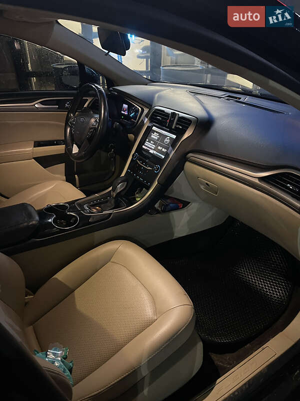 Седан Ford Fusion 2014 в Киеве фото 7 Седан Ford Fusion 2014 в Киеве