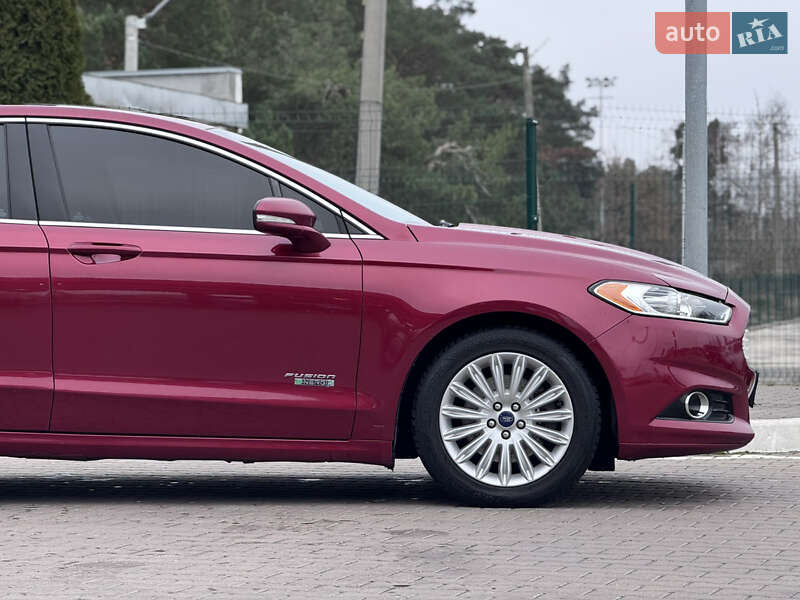 Седан Ford Fusion 2014 в Киеве фото 11 Седан Ford Fusion 2014 в Киеве