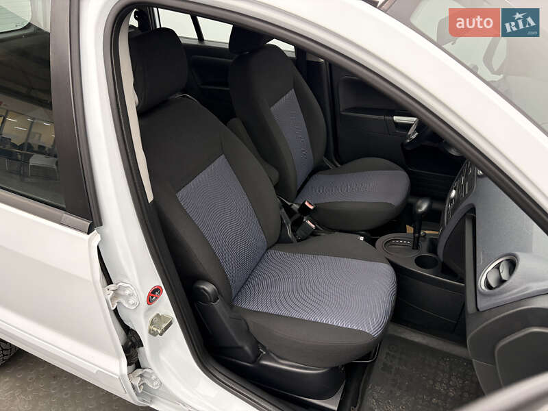 Хэтчбек Ford Fusion 2010 в Киеве