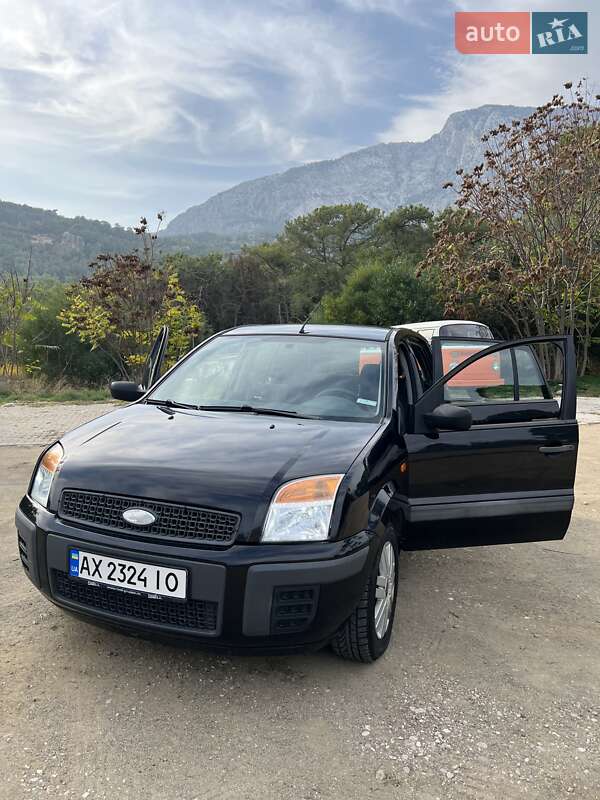 Хетчбек Ford Fusion 2005 в Харкові