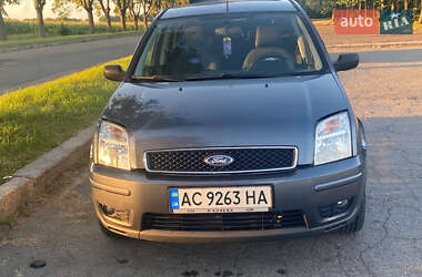 Хэтчбек Ford Fusion 2005 в Владимире