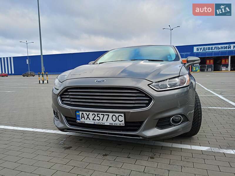 Седан Ford Fusion 2014 в Сумах