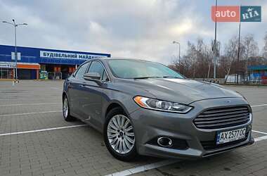 Седан Ford Fusion 2014 в Сумах