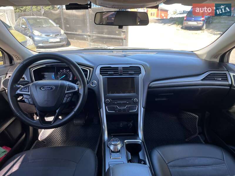 Седан Ford Fusion 2017 в Киеве фото 13 Седан Ford Fusion 2017 в Киеве
