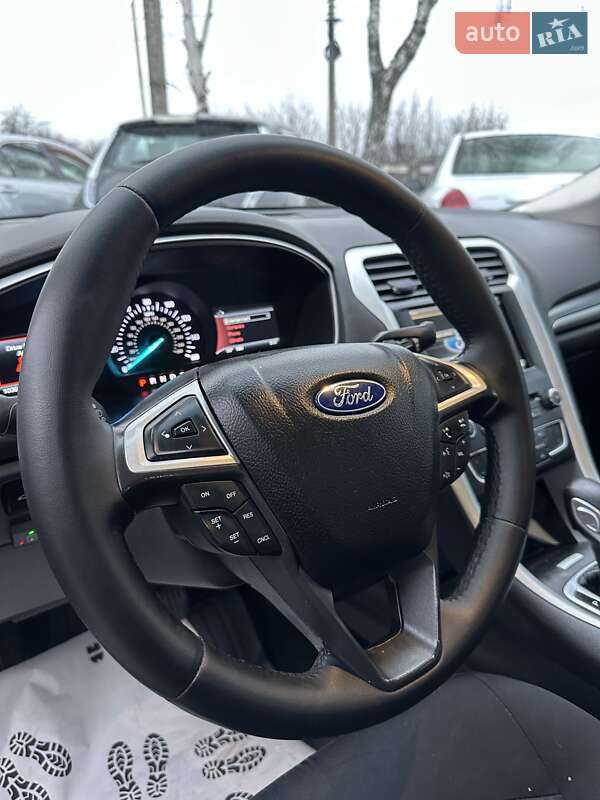 Седан Ford Fusion 2015 в Смеле фото 7 Седан Ford Fusion 2015 в Смеле