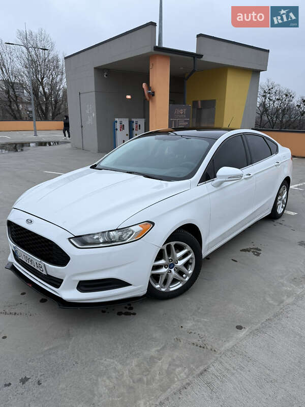 Седан Ford Fusion 2013 в Киеве фото 9 Седан Ford Fusion 2013 в Киеве