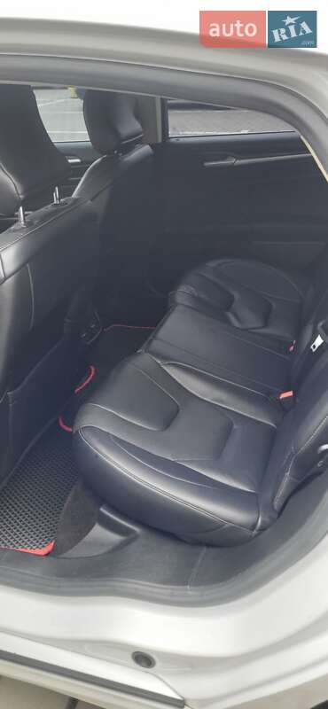 Седан Ford Fusion 2016 в Черкассах