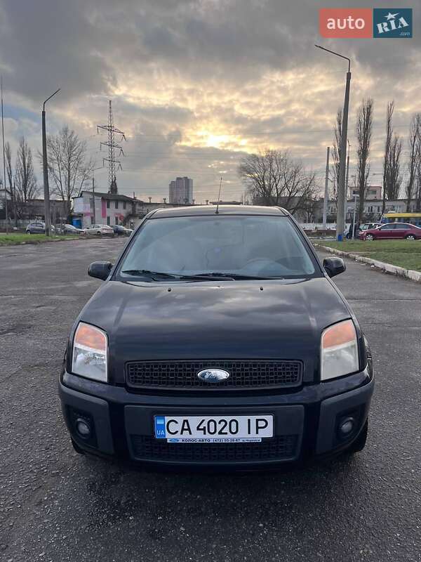 Хэтчбек Ford Fusion 2008 в Киеве фото 6 Хэтчбек Ford Fusion 2008 в Киеве