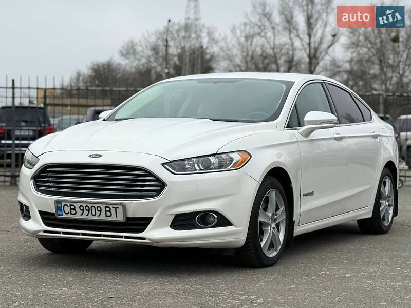 Седан Ford Fusion 2014 в Киеве фото 7 Седан Ford Fusion 2014 в Киеве