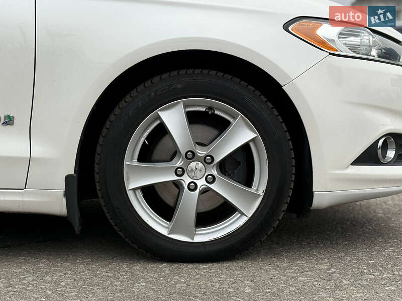 Седан Ford Fusion 2014 в Киеве фото 17 Седан Ford Fusion 2014 в Киеве