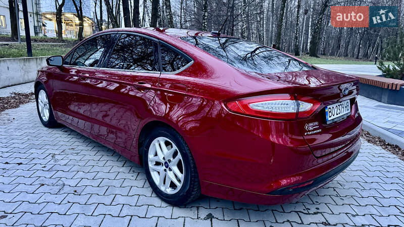 Седан Ford Fusion 2015 в Тернополе
