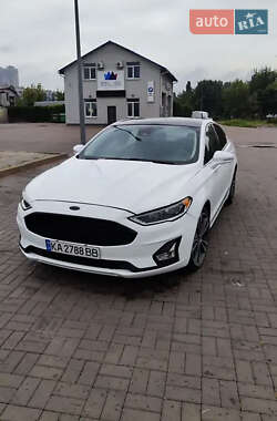 Седан Ford Fusion 2018 в Киеве
