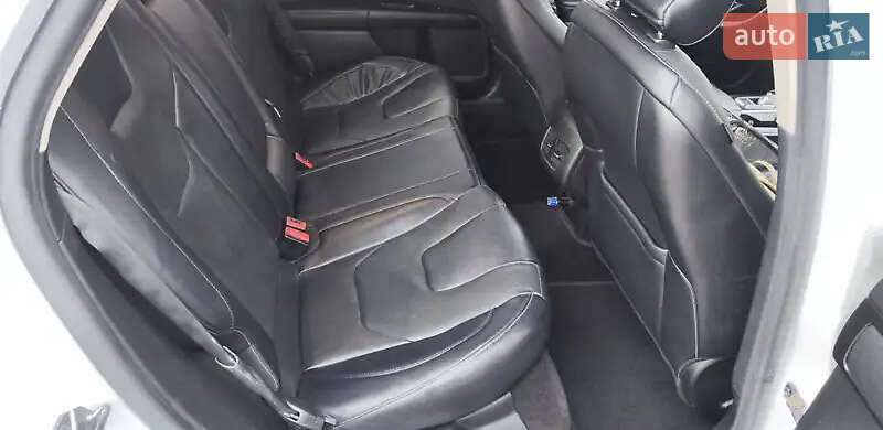 Седан Ford Fusion 2018 в Киеве фото 10 Седан Ford Fusion 2018 в Киеве