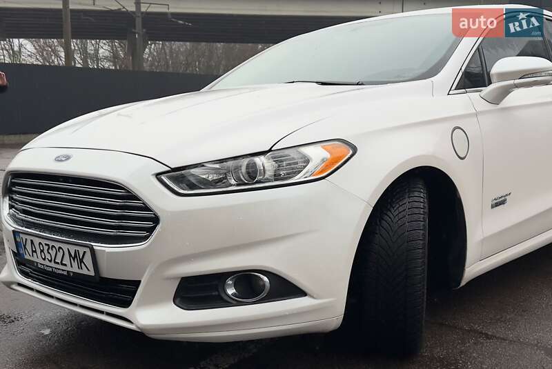 Седан Ford Fusion 2013 в Киеве фото 4 Седан Ford Fusion 2013 в Киеве