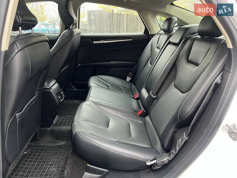 Седан Ford Fusion 2019 в Киеве