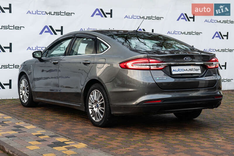 Седан Ford Fusion 2018 в Киеве фото 14 Седан Ford Fusion 2018 в Киеве