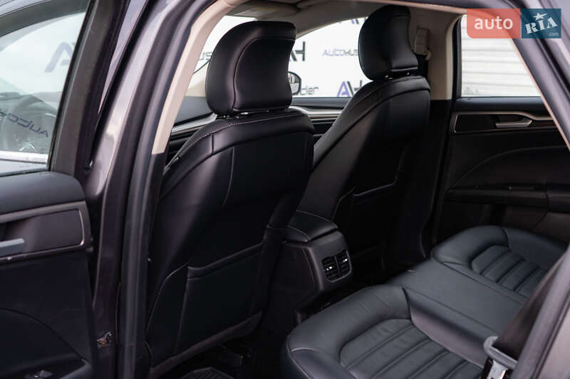 Седан Ford Fusion 2018 в Киеве фото 45 Седан Ford Fusion 2018 в Киеве