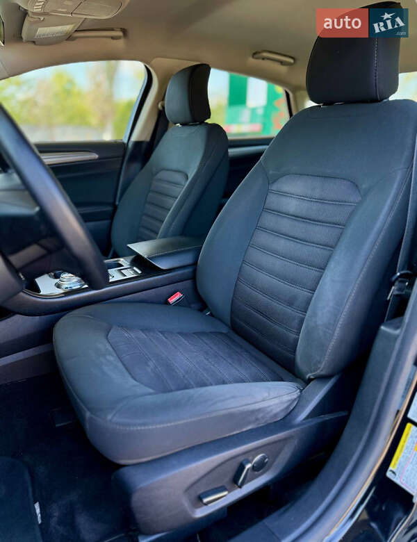 Седан Ford Fusion 2016 в Днепре