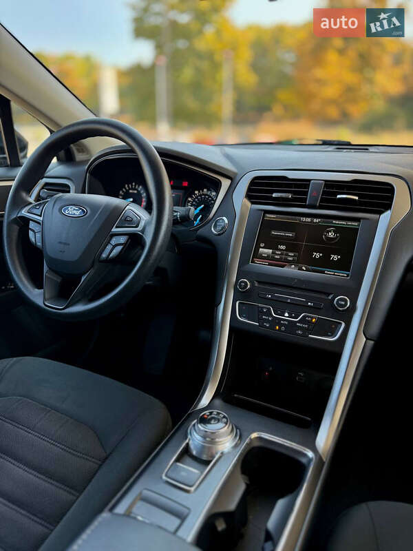 Седан Ford Fusion 2016 в Днепре