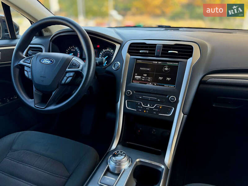 Седан Ford Fusion 2016 в Днепре