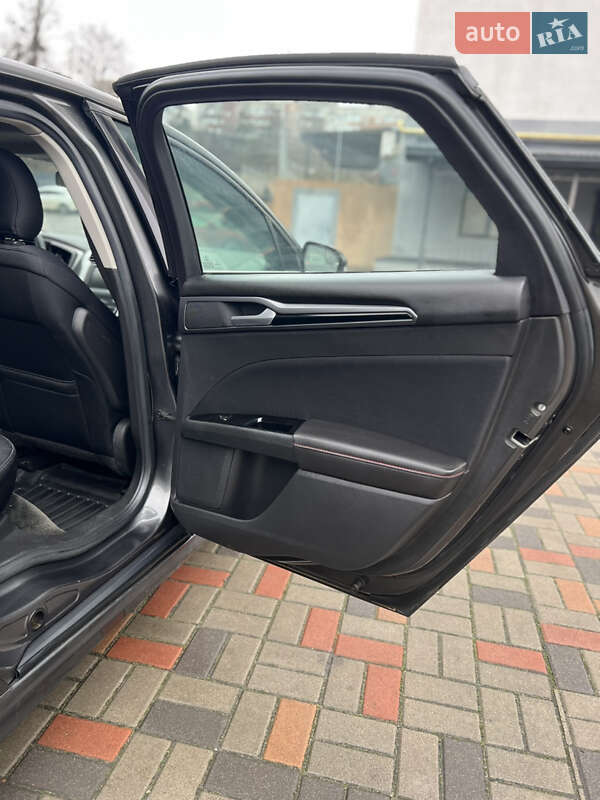 Седан Ford Fusion 2015 в Обухове фото 11 Седан Ford Fusion 2015 в Обухове