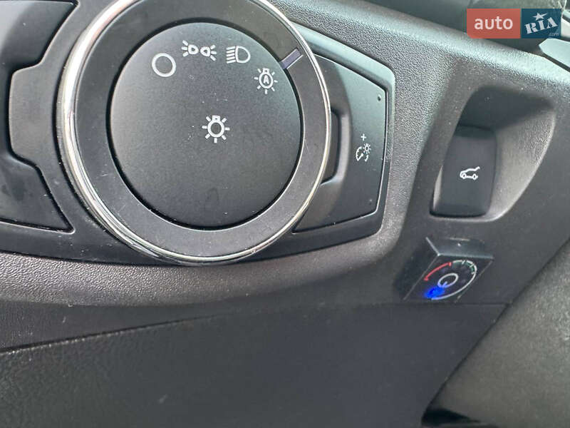 Седан Ford Fusion 2014 в Киеве фото 11 Седан Ford Fusion 2014 в Киеве