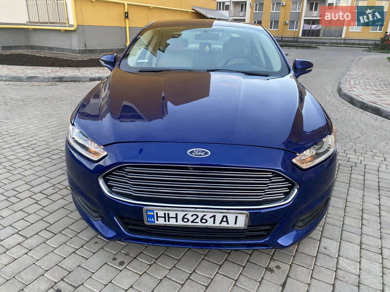 Седан Ford Fusion 2015 в Одессе