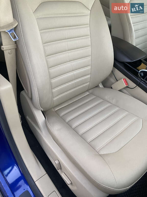 Седан Ford Fusion 2015 в Одессе